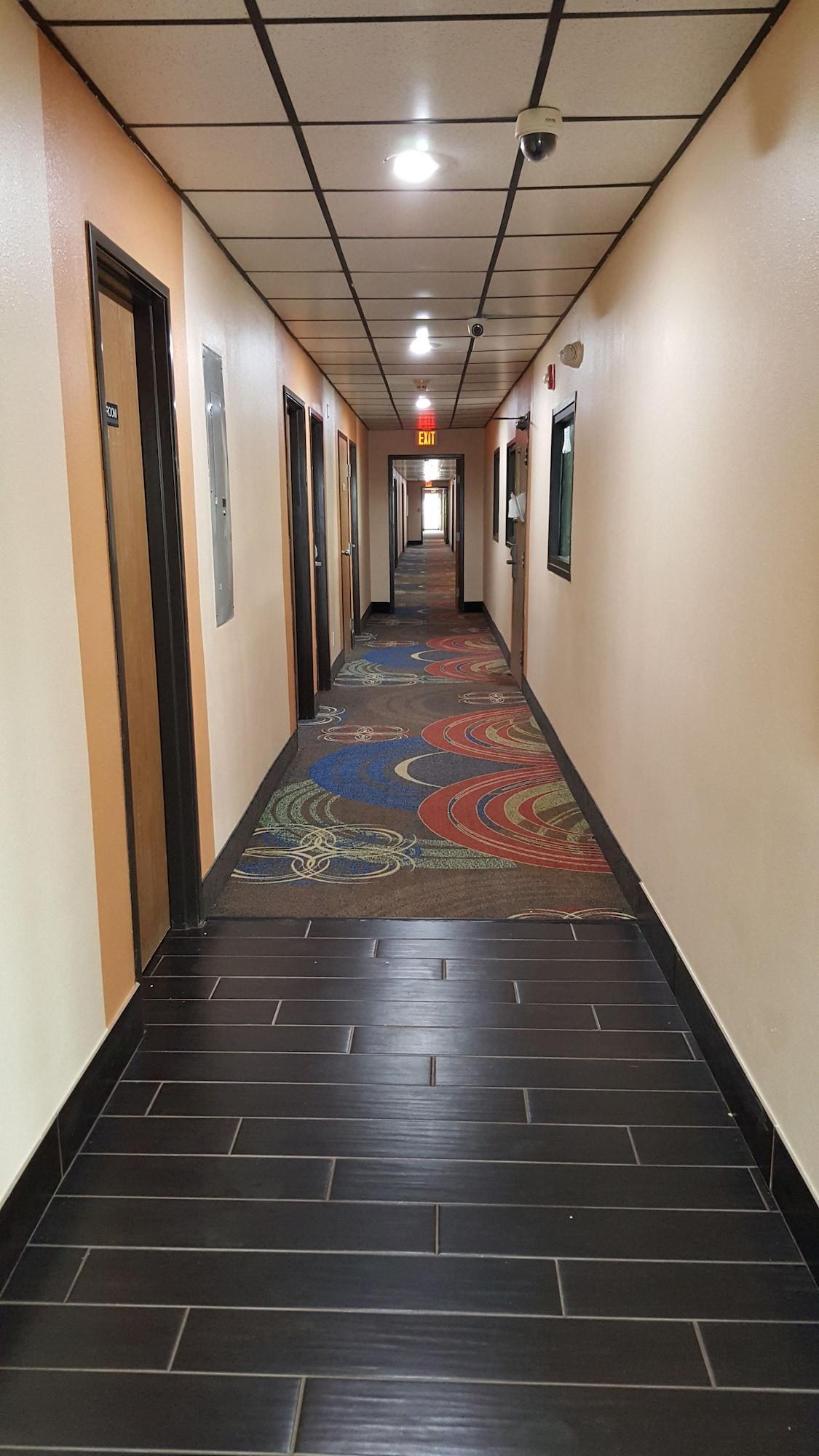 Americas Best Value Inn & Suites Harrisonville Zewnętrze zdjęcie