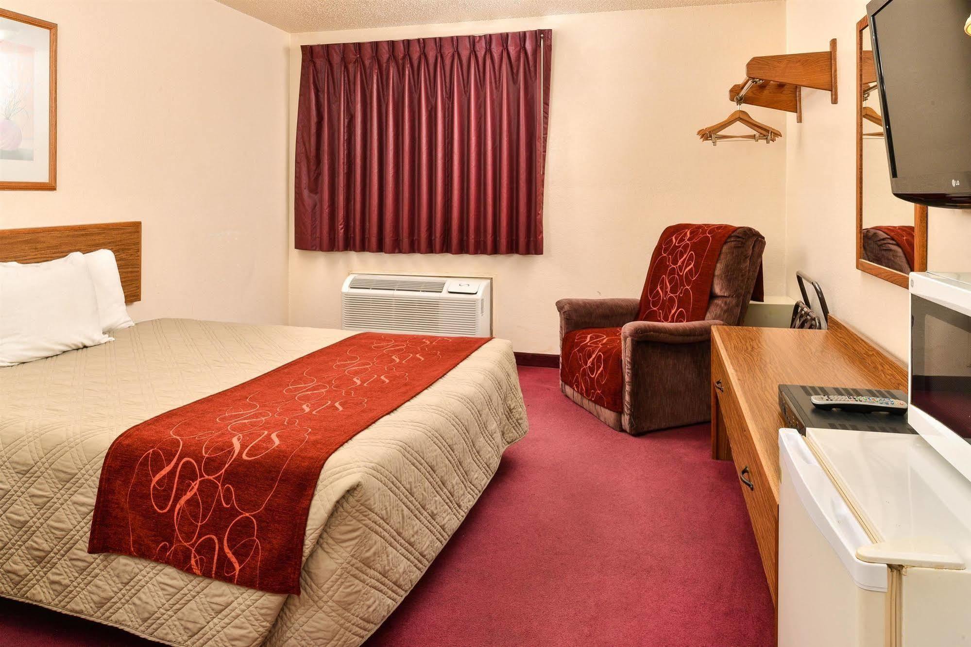 Americas Best Value Inn & Suites Harrisonville Zewnętrze zdjęcie