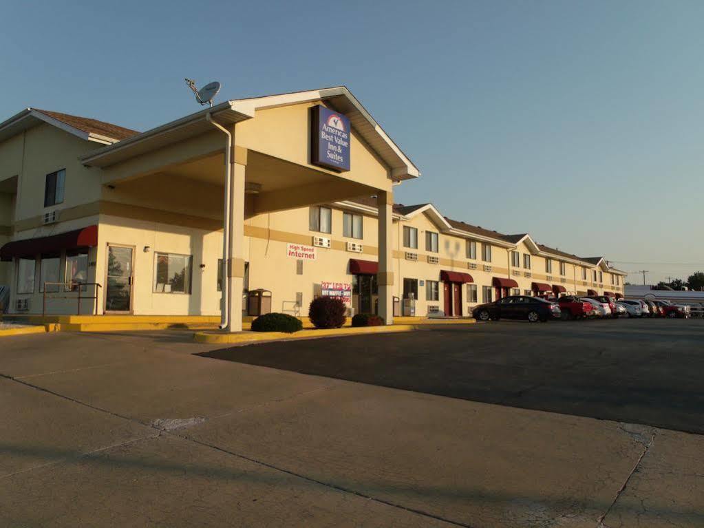Americas Best Value Inn & Suites Harrisonville Zewnętrze zdjęcie